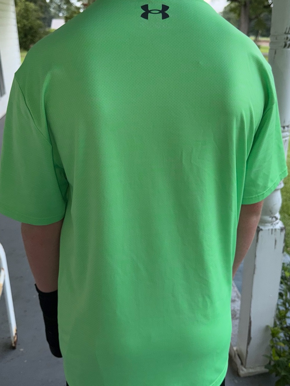 Men’s Under Armour Neon Green Polo Shirt - Picture 2 of 3
